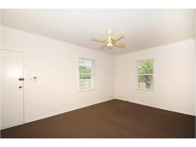 4 Eton Court, Frankston VIC 3199