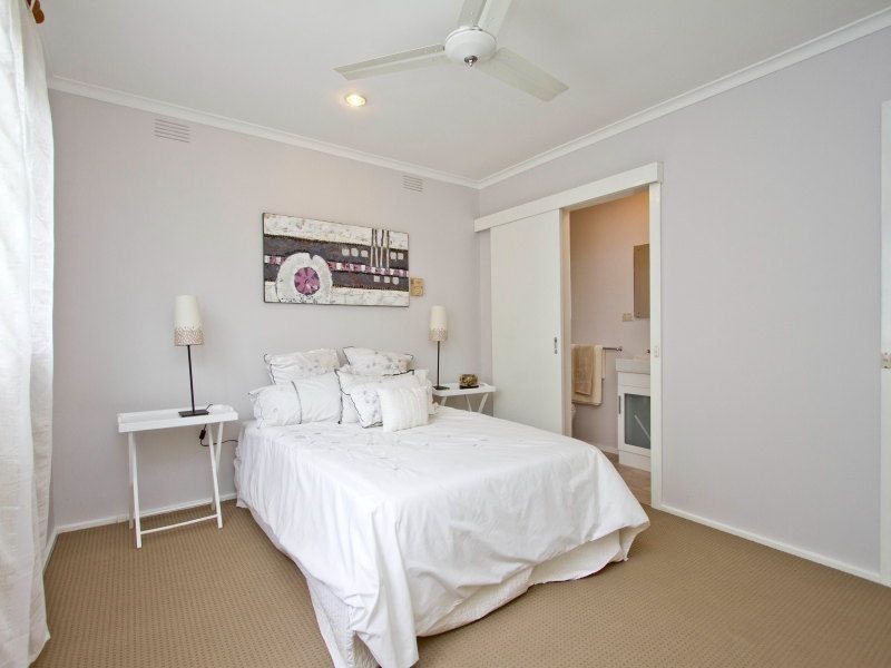 40 Blaxland Avenue, Frankston South VIC 3199