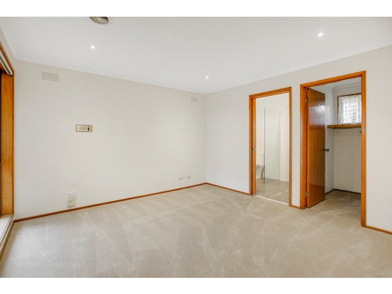 5 Faygate Court, Frankston VIC 3199