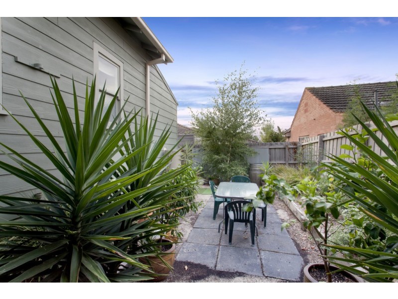 2 Balcombe Street, Frankston VIC 3199