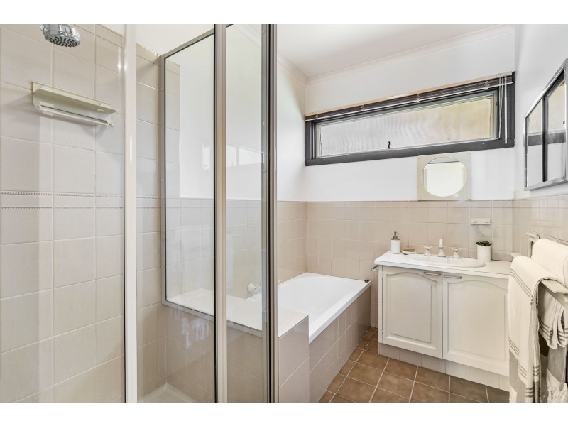 19 Grimwade Crescent, Frankston VIC 3199