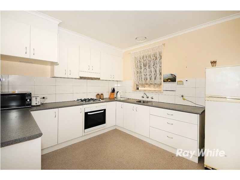 5 Juniper Court, Frankston North VIC 3200