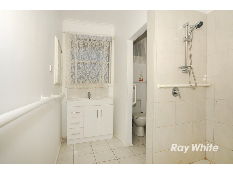 5 Juniper Court, Frankston North VIC 3200