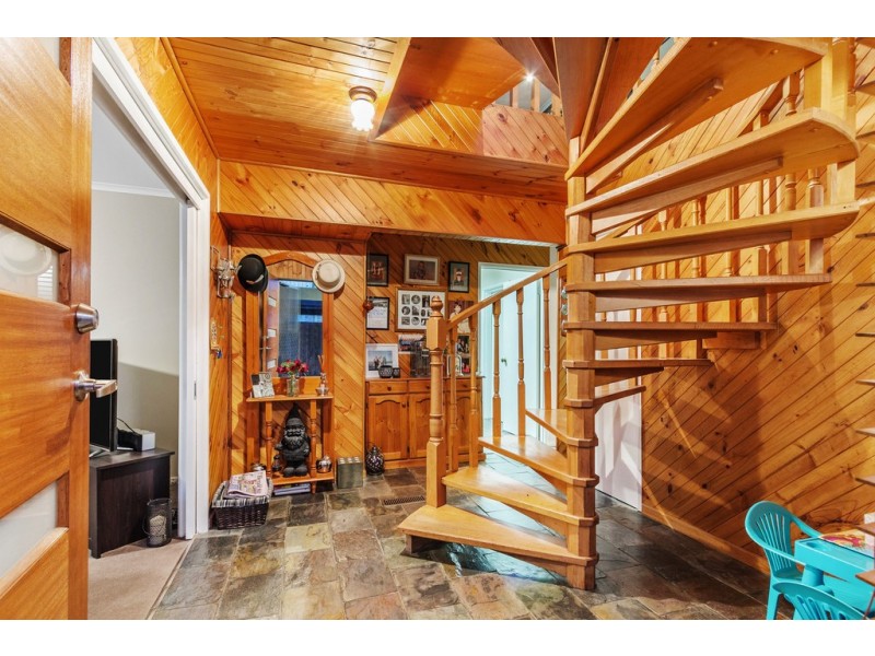 3 Giselle Court, Frankston VIC 3199