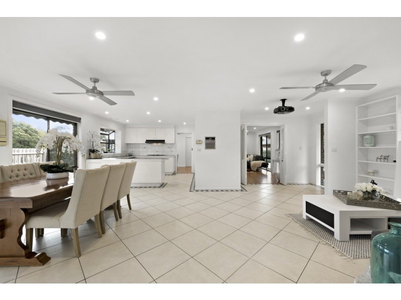 45 Shearwater Drive, Carrum Downs VIC 3201