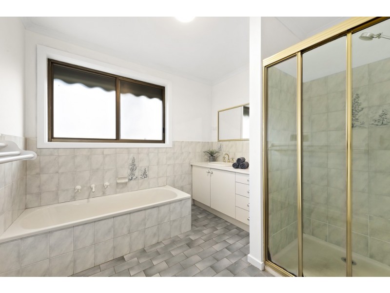 45 Shearwater Drive, Carrum Downs VIC 3201