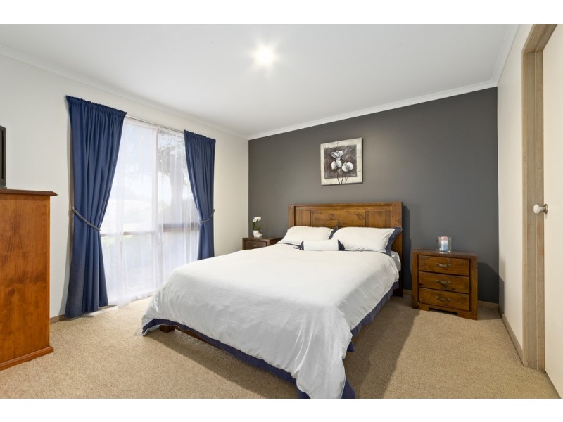 7 Better Boy Court, Skye VIC 3977