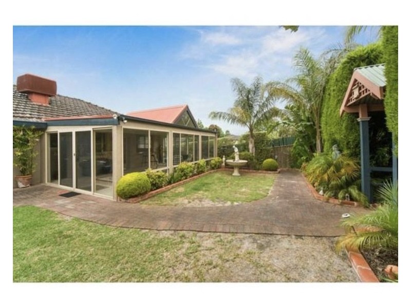 44 Kenilworth Avenue, Frankston VIC 3199