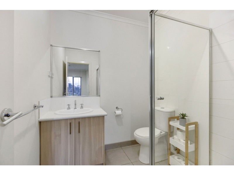 2/105 McMahons Road, Frankston VIC 3199