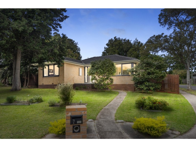 2 Catalina Court, Frankston VIC 3199