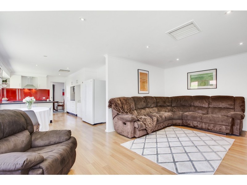 4 Jerome Court, Frankston VIC 3199