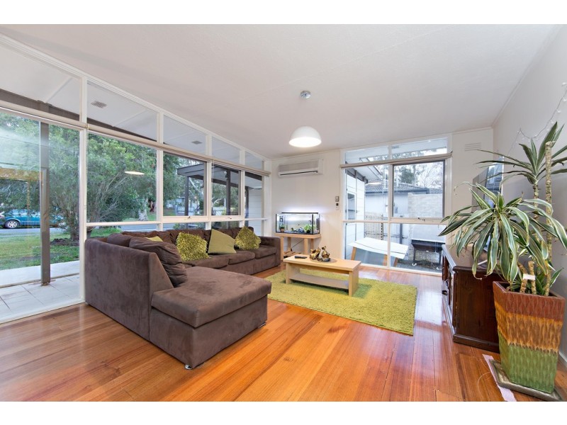 13 Derna Crescent, Frankston VIC 3199