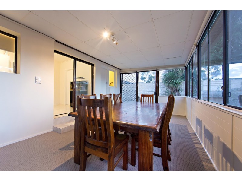13 Derna Crescent, Frankston VIC 3199