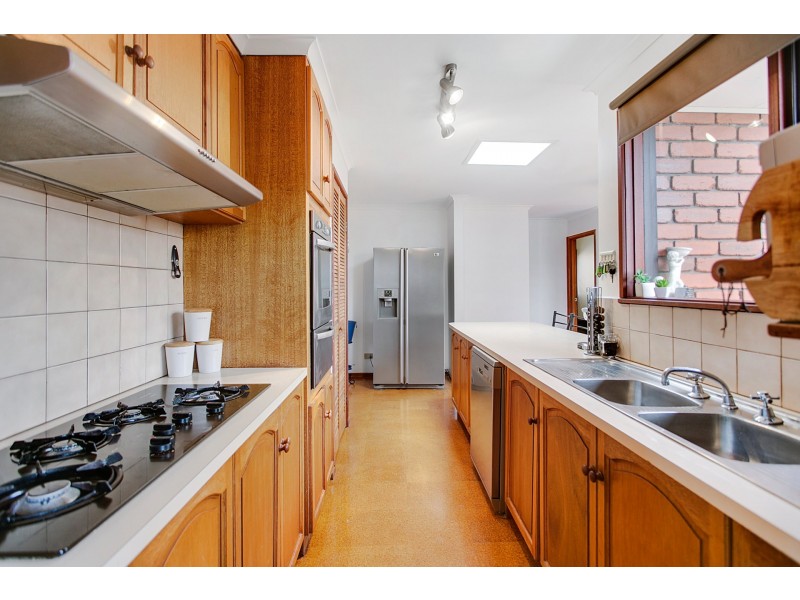 206 Heatherhill Road, Frankston VIC 3199