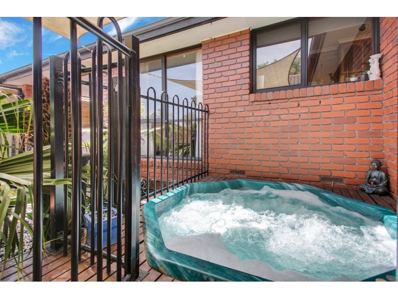 206 Heatherhill Road, Frankston VIC 3199