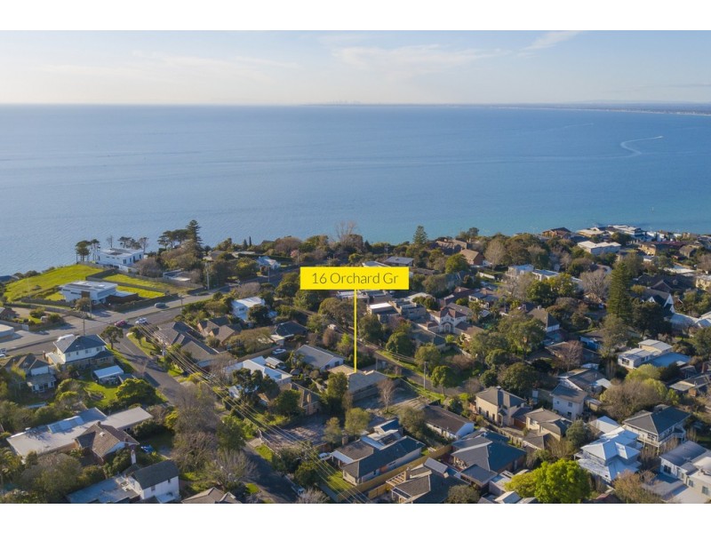 16 Orchard Grove, Frankston South VIC 3199