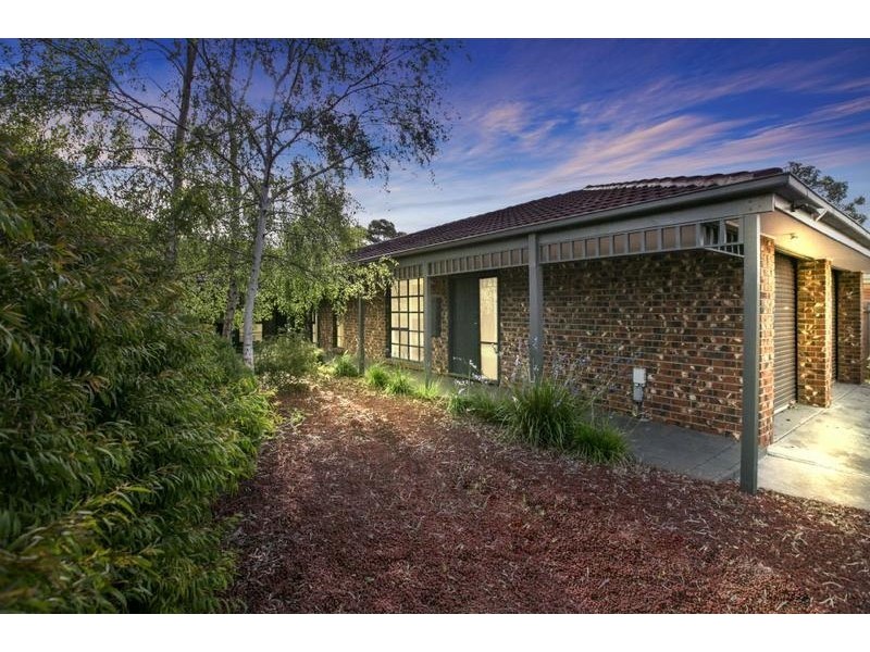 90 Warrawee Circuit, Frankston VIC 3199