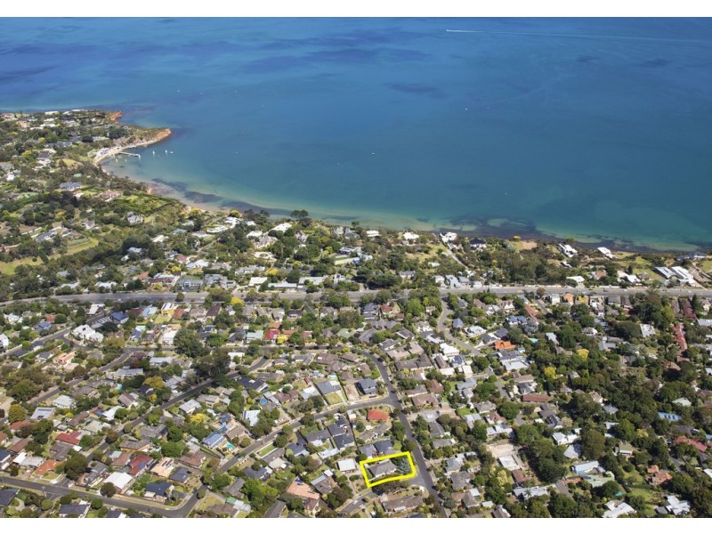 38 McComb Boulevard, Frankston South VIC 3199