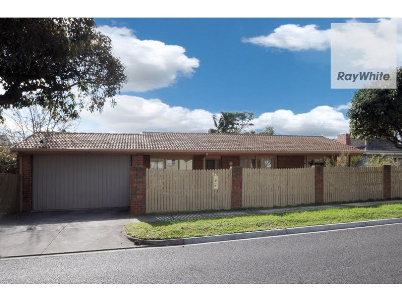2A Woodlands Grove, Frankston South VIC 3199