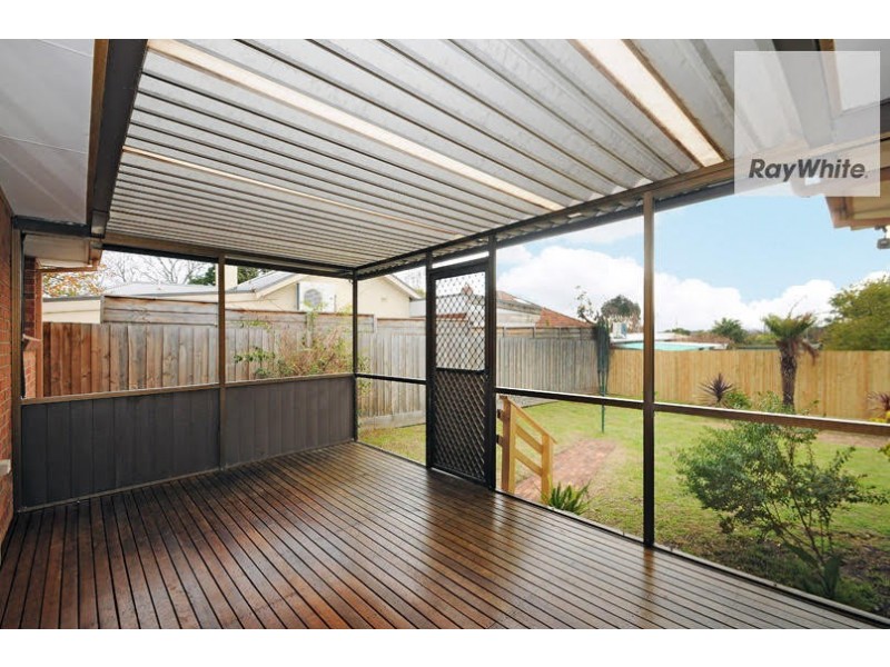 2A Woodlands Grove, Frankston South VIC 3199