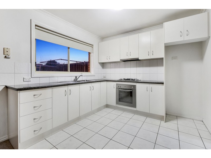 5/4 Barak Court, Frankston VIC 3199