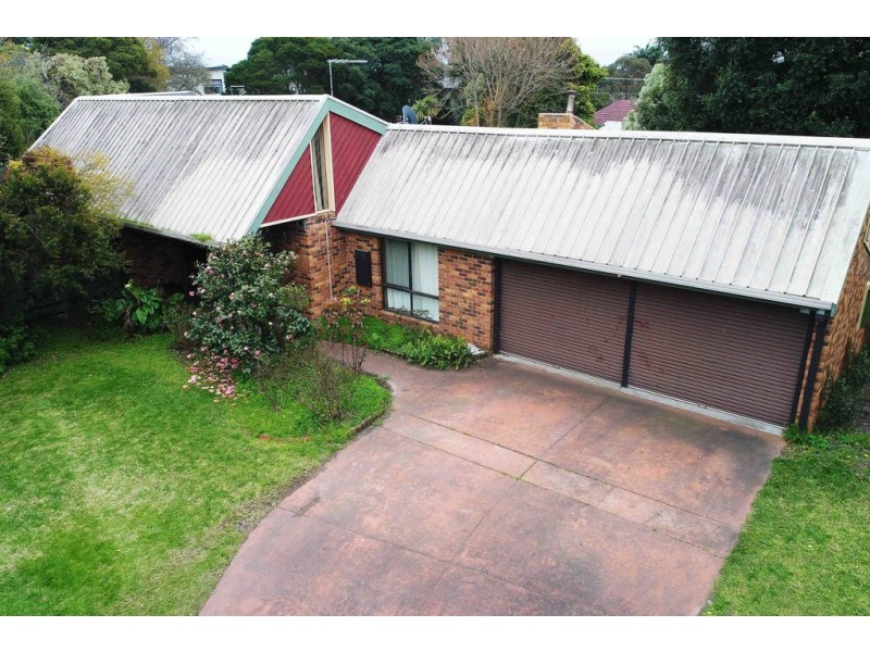 24 Lee Street, Frankston VIC 3199