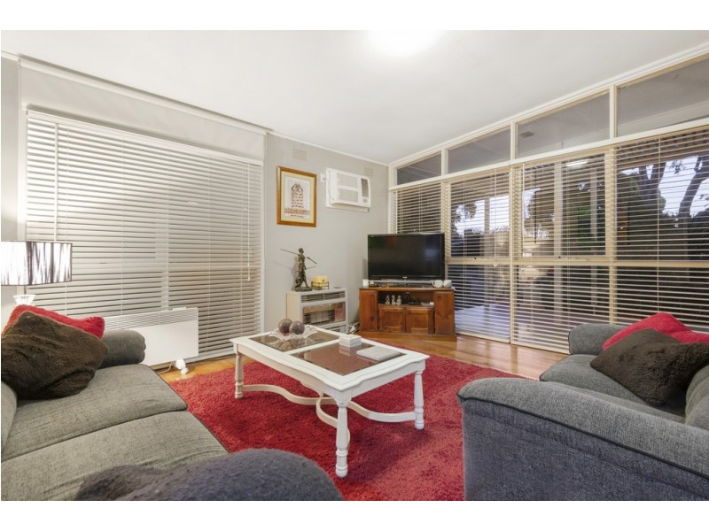 17 Berberis Crescent, Frankston VIC 3199