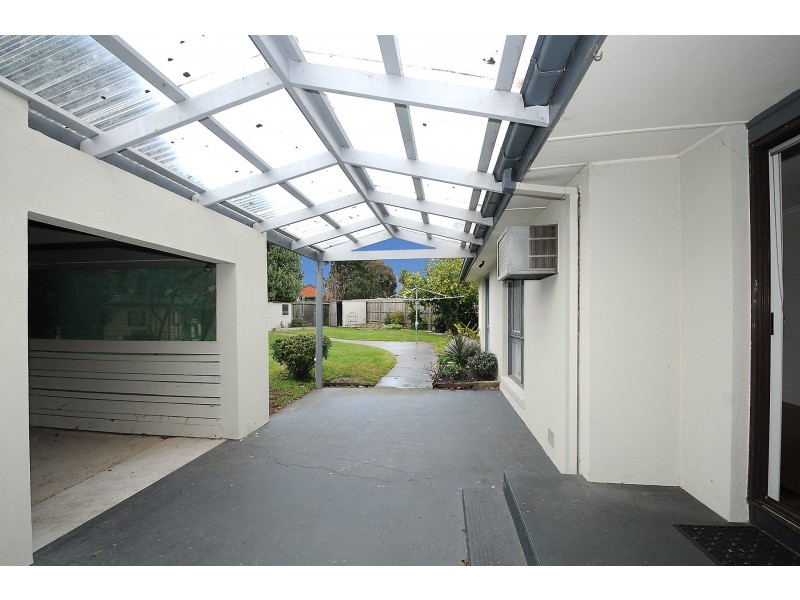 5 Khartoum Court, Frankston VIC 3199