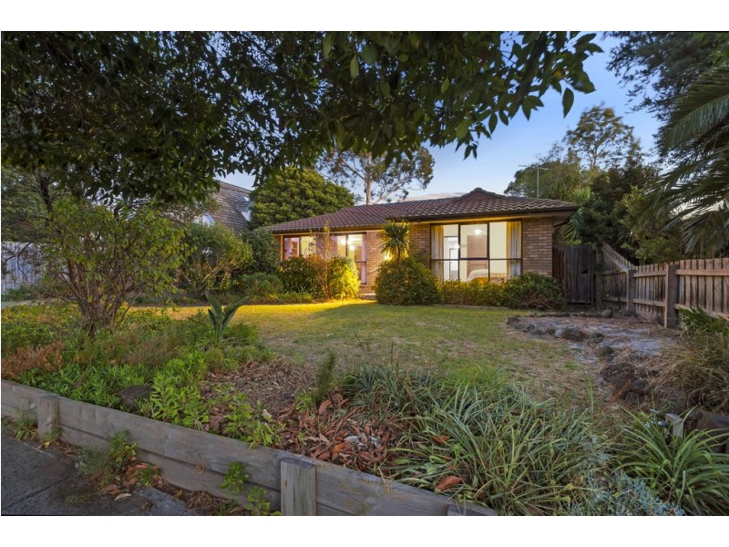 28 Grimwade Crescent, Frankston VIC 3199