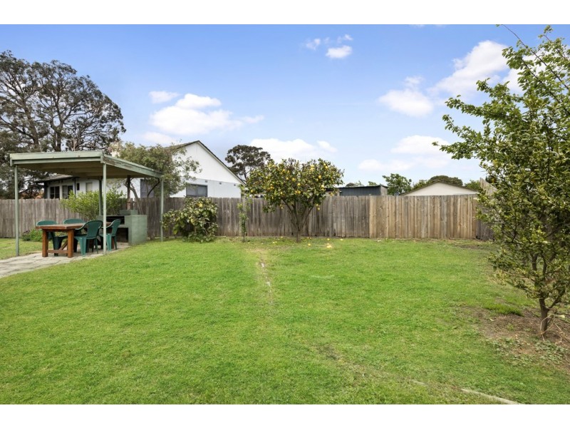1 Karri Court, Frankston North VIC 3200
