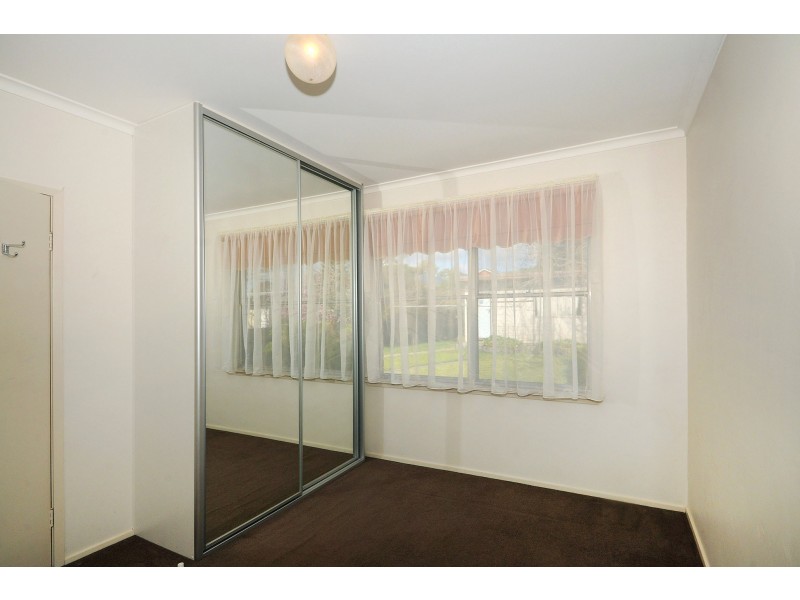 32 Brunning Crescent, Frankston North VIC 3200