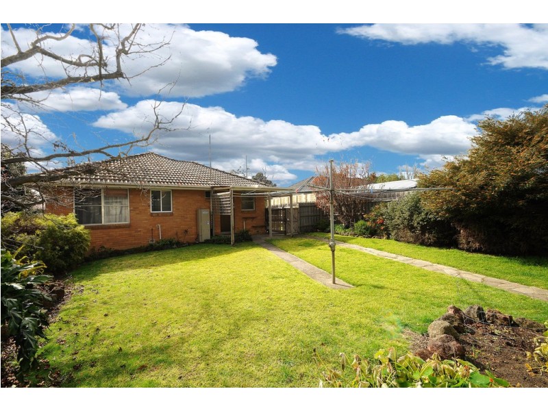 32 Brunning Crescent, Frankston North VIC 3200