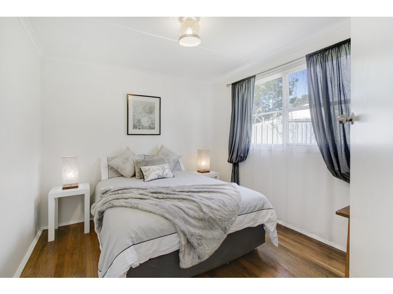 4 Aleppo Crescent, Frankston North VIC 3200