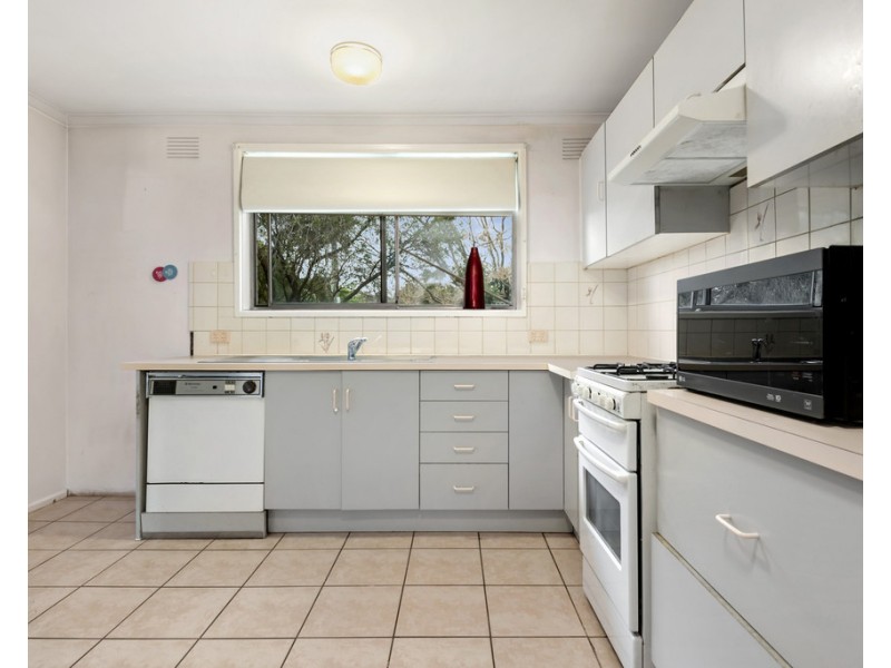 19 Karingal Drive, Frankston VIC 3199