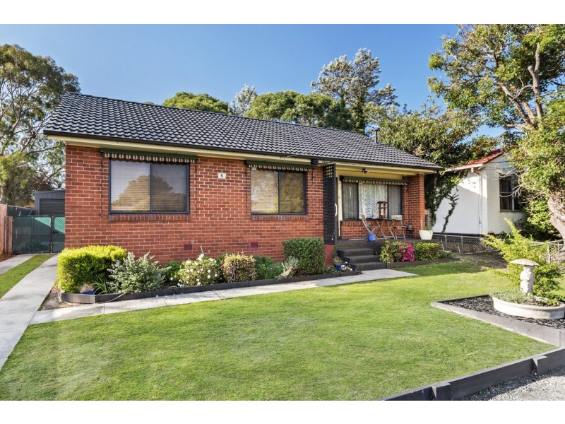 5 Rosemary Crescent, Frankston North VIC 3200