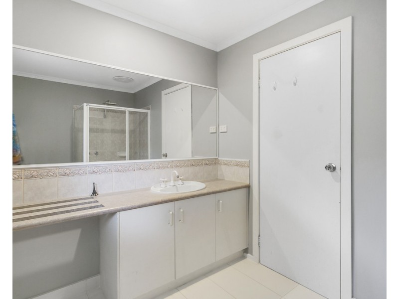 116 Rosemary Crescent, Frankston North VIC 3200