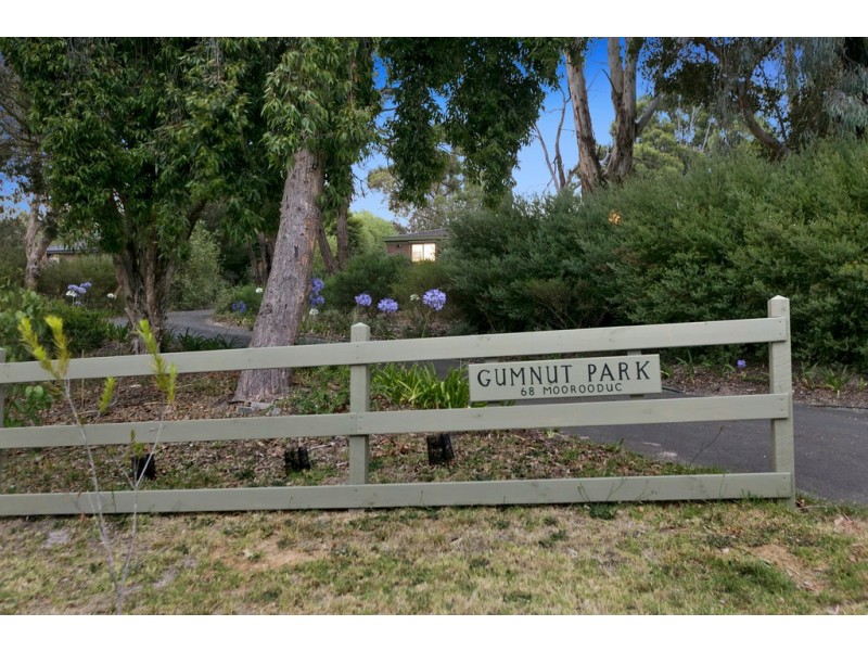 68 Moorooduc Highway, Frankston South VIC 3199
