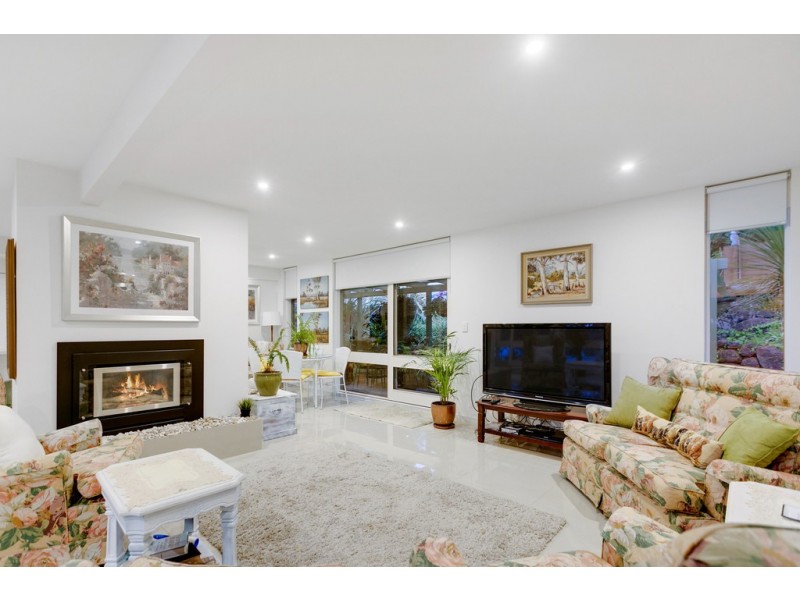 68 Moorooduc Highway, Frankston South VIC 3199
