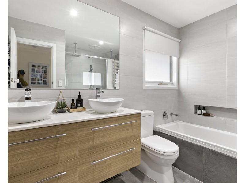 83 Kirkwood Avenue, Seaford VIC 3198