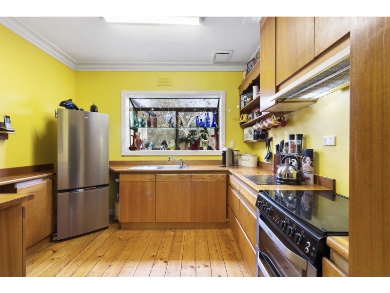 72 Kananook Avenue, Seaford VIC 3198