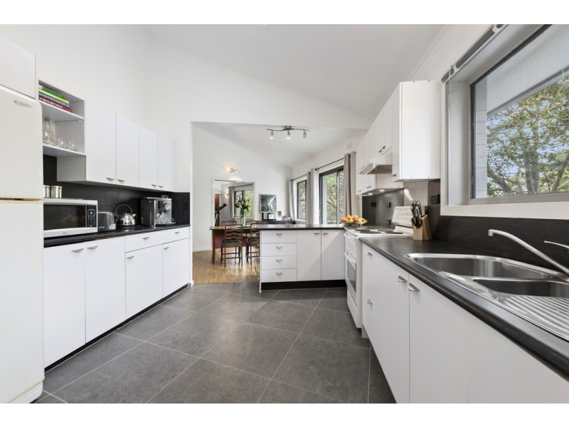 51 Seaview Road, Frankston South VIC 3199