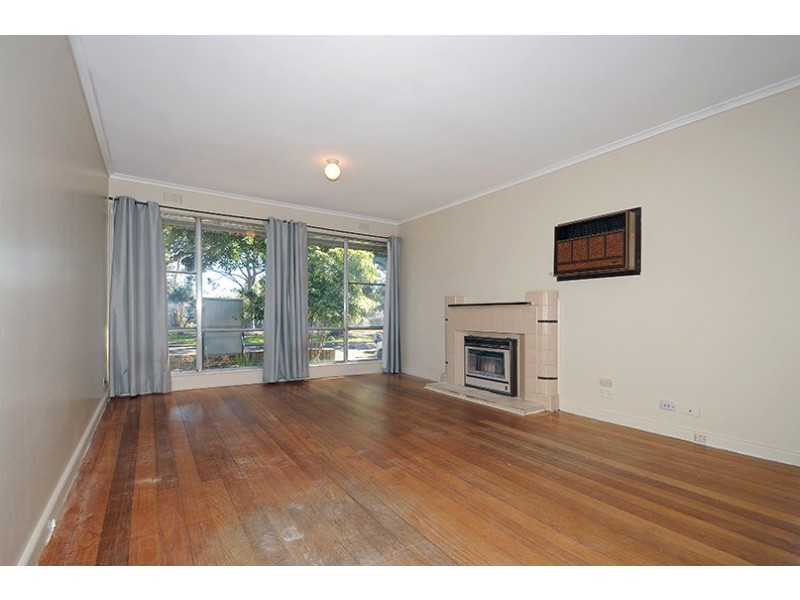 305 Frankston-Dandenong Road, Frankston North VIC 3200