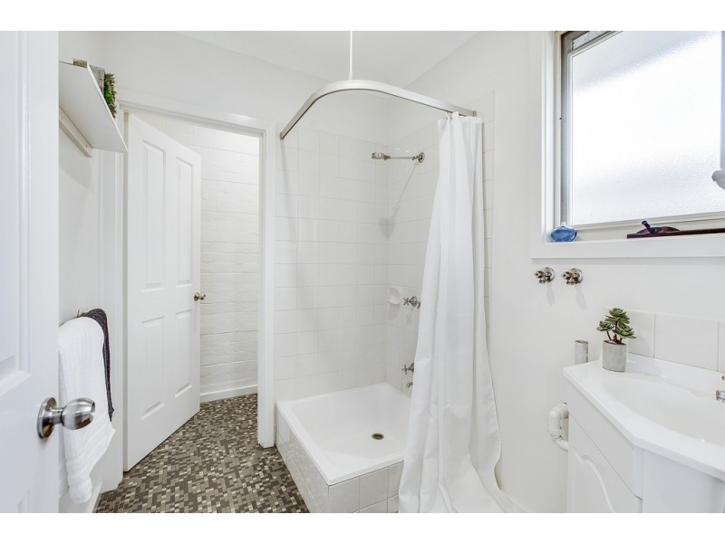 27 Erskine Street, Frankston VIC 3199