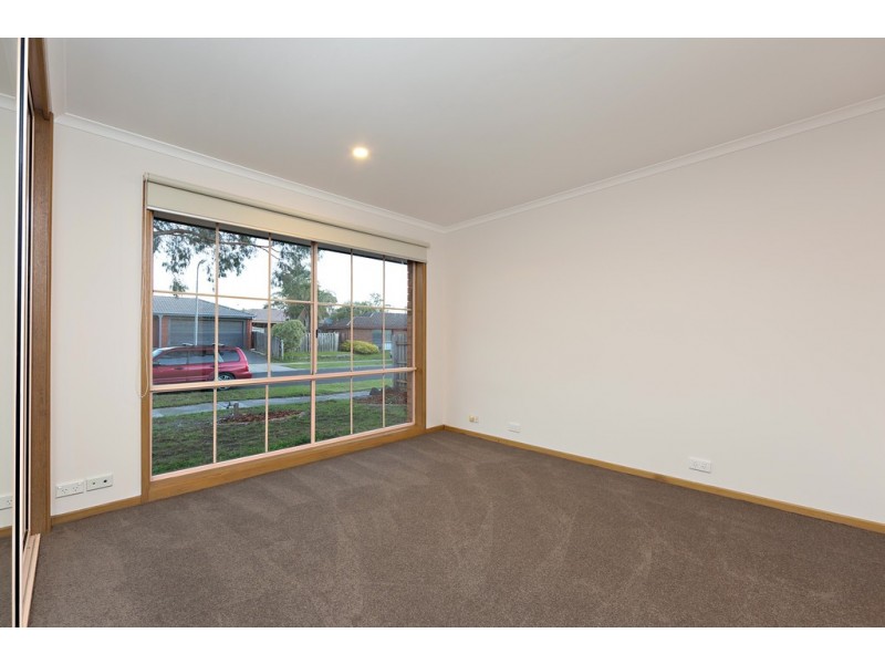 19 Bokissa Drive, Frankston VIC 3199