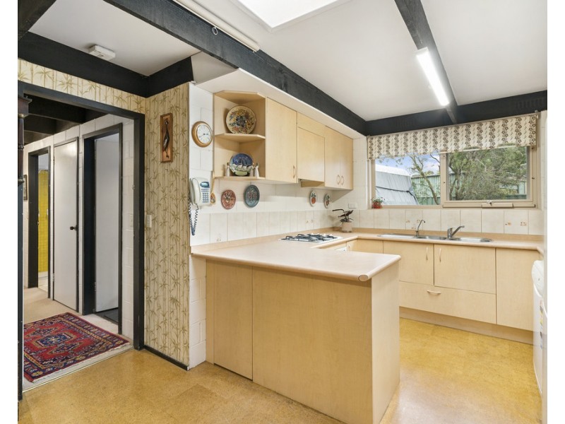 4 Merinda Court, Frankston VIC 3199