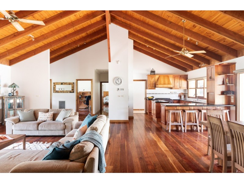 260 Robinsons Road, Langwarrin South VIC 3911