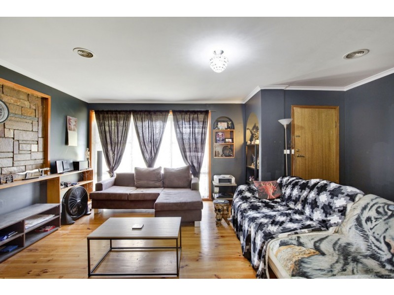 9 Mitre Crescent, Frankston North VIC 3200