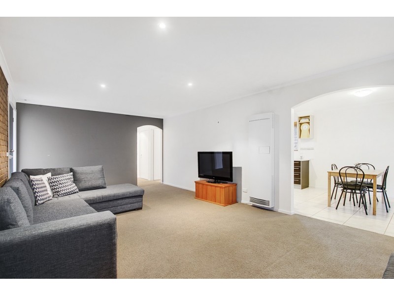 6 Illira Avenue, Frankston VIC 3199