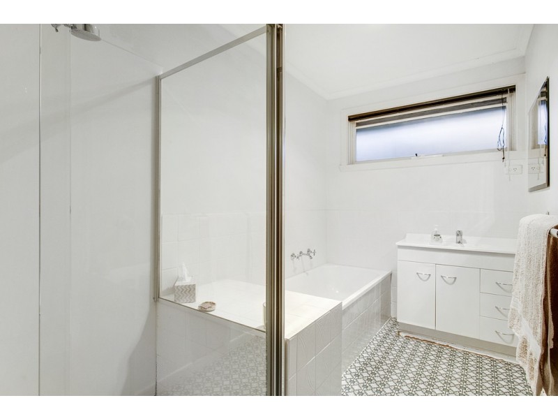 6 Illira Avenue, Frankston VIC 3199