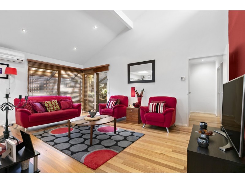 23 Mount Erin Crescent, Frankston South VIC 3199